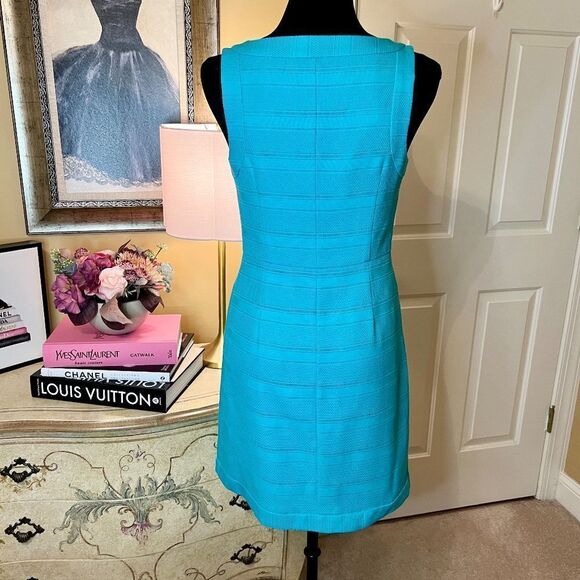 NWOT Trina Turk Zip Front Sheath Dress in Turquoise Aqua Teal Size 4 - Picture 3 of 3